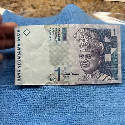 Malaysia 1 Ringgit Banknote Malaysian Currency Blue Paper Money 🔥🔥 • $1.99