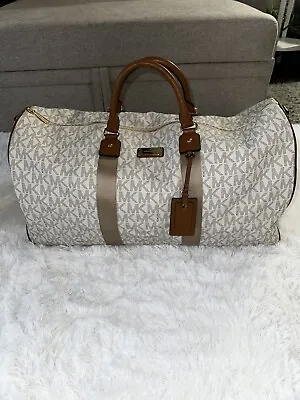 Michael Kors Weekender Duffle Bag • $200