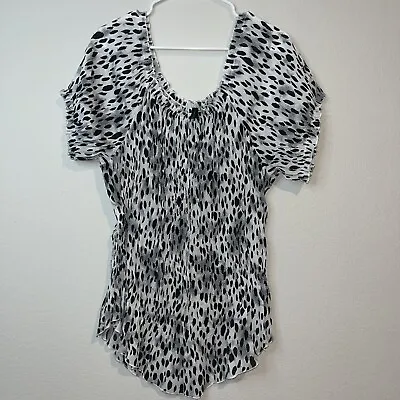 Essentialls By Milano Woman’s Stretchy Animal Print XL Semi Sheer • $0.99