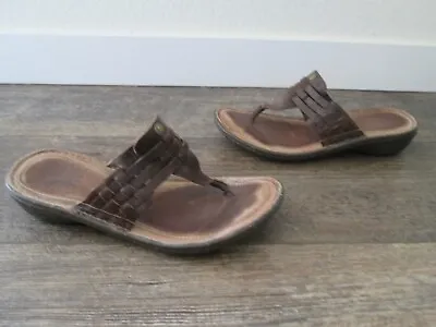 UGG Australia Jenaya Sandals Womens Flip Flop Thong Brown Leather 6 • $18