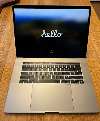 MacBook Pro 2019 15 Inch Intel I7 32GB 512GB • $899
