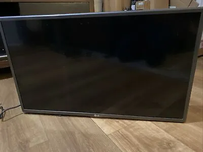 LG 32LF580V-ZA 32” Smart HD LED TV • £60