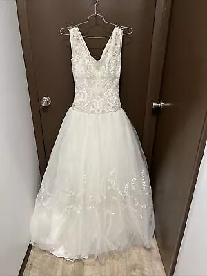 Size 6 Casablanca Bridal Ivory Tulle W/ Cap Sleeves Wedding Dress NWT 1866 • $55