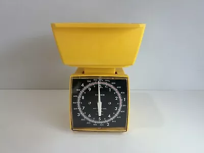 Kitchen Weighing Scales Bright Yellow Vintage Retro • $15