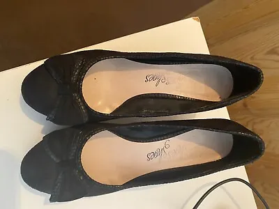 Marks & Spencer Suede Black Ladies Shoes Size UK6 • £4