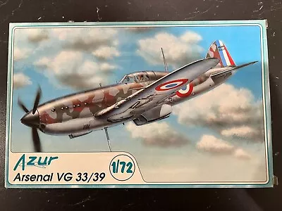 1/72 French ARSENAL VG 33/39 W/Photoetch Parts  - Azur A006 • $50.95