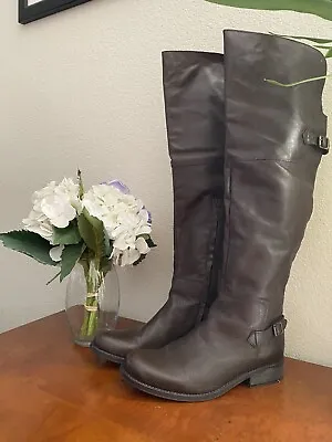 $40 • Buy LUXE By JUSTFAB Brown Leather Knee High Boots Size 9 Riding Equestrian Buckle