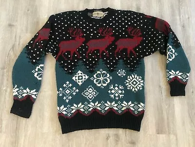 Vtg Robert Stock Hand Knit Sweater Sz M 100% Wool Reindeer Chunky Knit Unisex  • $34