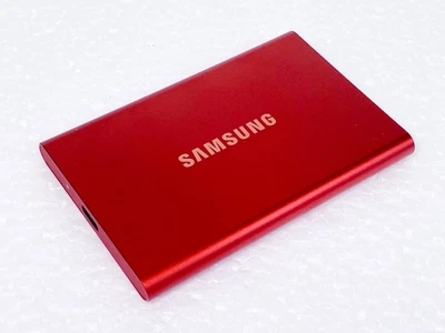 $140 • Buy Samsung 1TB Portable SSD T7 USB 3.2 Metallic Red