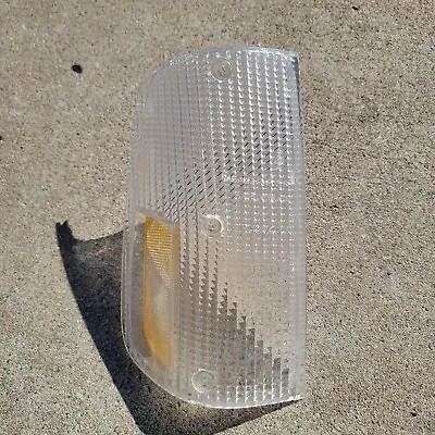 Volvo 240 Passenger Side 3 Screw Clear Turn Signal Lens Corner 242 244 245 Rare • $120