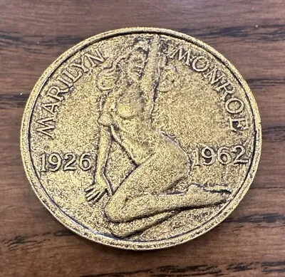 Marilyn Monroe Joe DiMaggio New York Yankees 1962 Collector Coin Metal Nude • $14.95