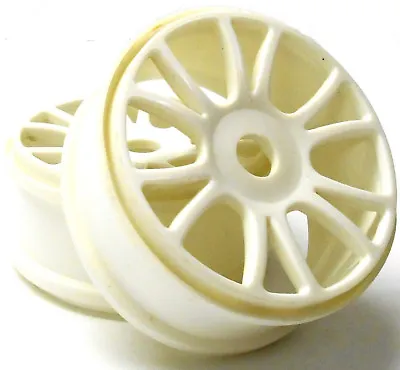 85732 1/8 Scale Off Road RC Buggy Off Road Wheels X 2 White Plastic • £12.30