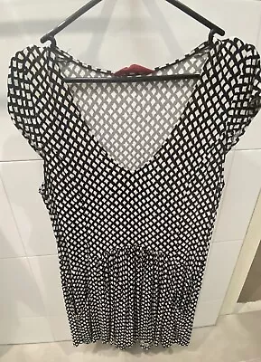 Tigerlily Dress Size 8 - Black And White With Pockets • $10