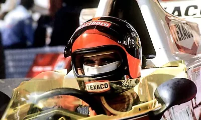 Emerson Fittipaldi - Lotus 10x8 Photo (8) • £3