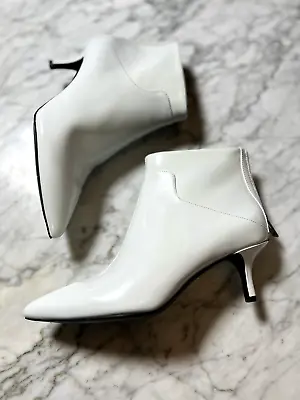 VIA SPIGA Women's White Madilyn Zip High Heel Ankle Size 5.5 • $37.97