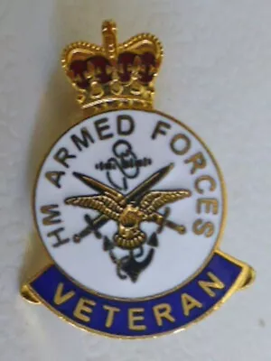 ARMED FORCES Blue And White VETERAN BADGE • £9.95