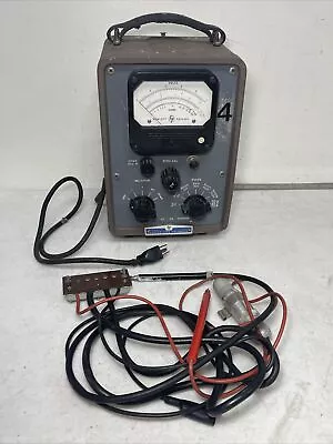 Hewlett Packard HP 410B Vacuum Tube Voltmeter With Probes Powers On Untested • $450