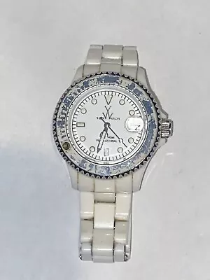 Toy Watch Plasteramic White Women's Analog Watch Running Scratched Bezel • $30