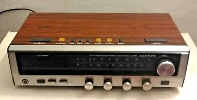 $34.99 • Buy Vintage LLoyd's Electronic FM / AM Calender Clock Radio Model J286 Tested