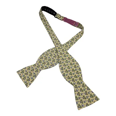 VINEYARD VINES YELLOW Island Sailboat Silk Adjustable Self Bow Tie USA 2.5 EX CD • $32.99