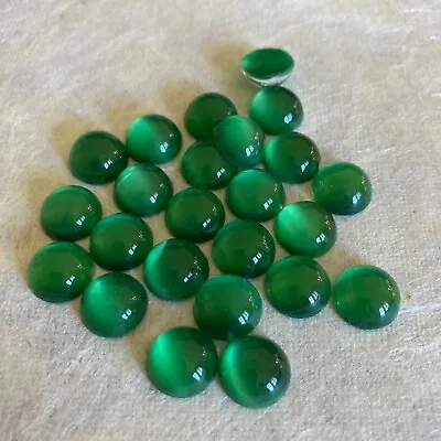AL1014 Vintage Glass Cabochons 11mm Round Green Cat's Eye Unfoiled (24) • $5.99