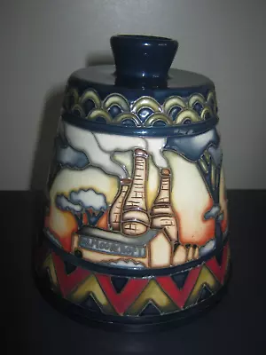 Moorcroft Vase * Event Revisited Vase * Trial ** Boxed • $367.05