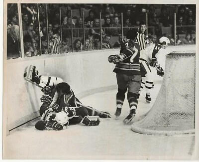 $22.28 • Buy 1975 Type 1 Toronto MAPLE LEAFS V Kansas City SCOUTS Hockey Media Photo