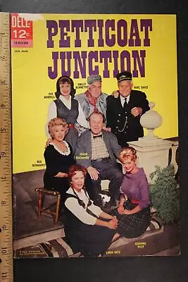 1965 PETTICOAT JUNCTION TV Series COMIC # 2 (VG-) • $0.99