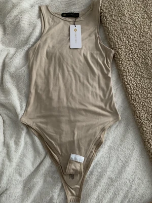 £3.50 • Buy BNWT Halter Neck Bodysuit