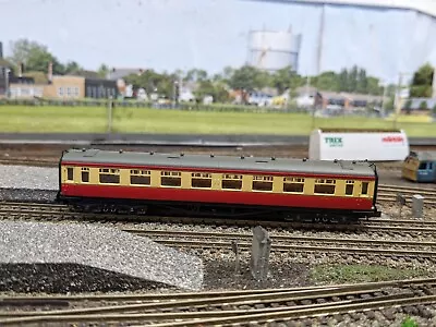 Dapol N Gauge Carmine And Cream Collett Coach • £8