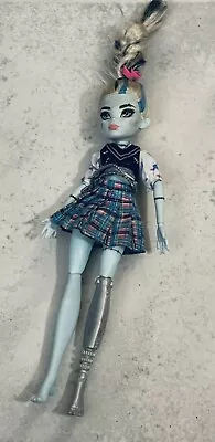 Monster High Frankie Stein Doll Excellent  • $4.99