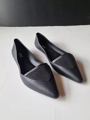 Melissa Ladies Flat Shoes With Pointed Toe In Black. Size Eu 40 Uk 7. • £24.99