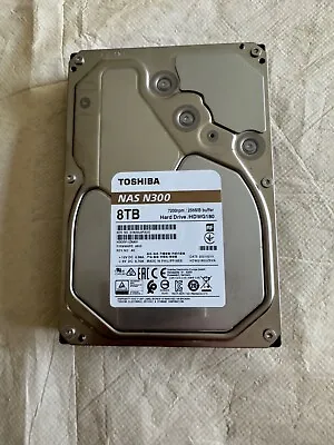 Toshiba N300 NAS SATA III NAS 3.5 In 8TB Hard Drive Disk - Silver (HDWG480UZSVA) • £125