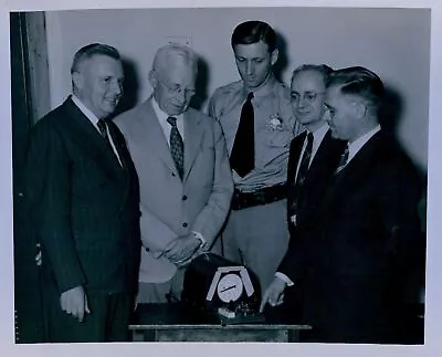 1944 OAKLAND CA Police Traffic Clinic Staff Chief Tracy Press Photo • $24.99