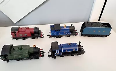 Hornby Model Trains Bundle Inc Mallard - Untested Locomotives Coaches 00 Gauge • £43