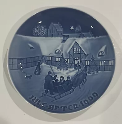 B & G Denmark 1969 Christmas Plate  Arrival Of Christmas Guests  8000/9069 • $10