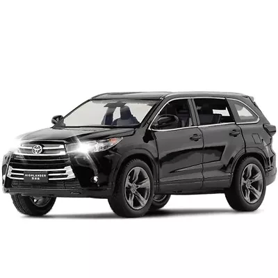 1/32 Toyota Highlander  Diecast Alloy Car Model Toy W. Sound And Light Pull Back • $16.14