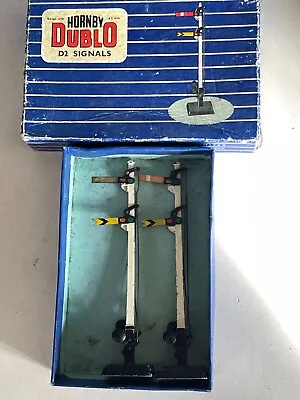 HORNBY DUBLO OO GAUGE - 32131 D2 DOUBLE ARM SIGNALS - Later Box • £11