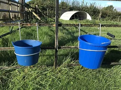 5 X 5l Bucket And Hanger Feeder Hoof Proof Livestock Lambing Equine Pig Calf • £29.99