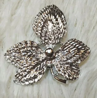 Vintage Signed GERRY'S Shiny Silver Leaf BROOCH PIN  • $0.99