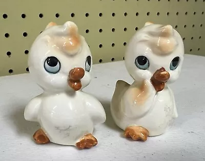Vintage Lefton Pair Baby Duck Birds Salt Pepper Ceramic Shakers Labels • $25.99