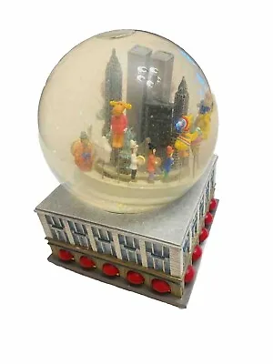 1999 Macy’s Thanksgiving Day Parade Twin Towers Barney Musical Snow Globe READ • $39.99