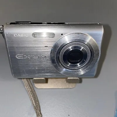 Casio Exilim  Digital Camera Z-60  With 6.0 Mega Pixel  • $60