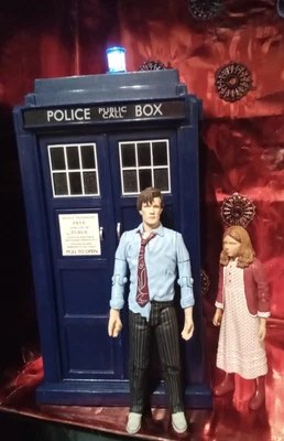 £80 • Buy Doctor Who Eleventh Doctor Amy Pond TARDIS Figure Bundle 