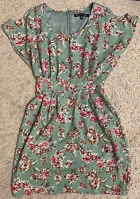 W118 By WALTER BAKER Mint Floral Short Sleeve Knee Length Dress Xs Extra Small • $20