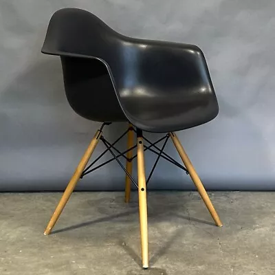 VITRA DAW Eames Plastic Armchair Black Meeting Dining Visitors Desk Office • £190