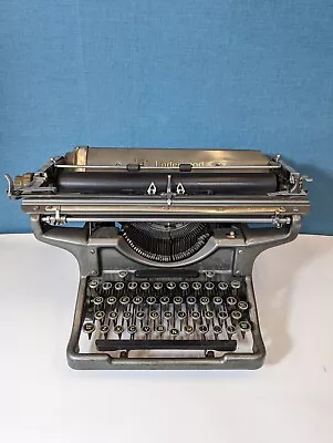 Antique 1930's Underwood No 3  - 14 Inch Carriage Typewriter. NEEDS ATTENTION  • £100