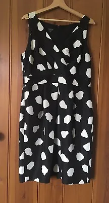 £35 • Buy Hobbs Invitation Elena Black Dress ~ Polka Dot Spotted 100% Silk ~ Size 14