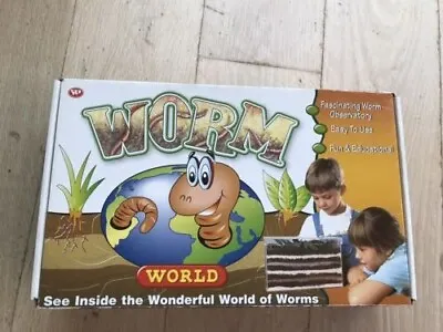 £2.99 • Buy 'Worm World' Educational FUN Toy. Activity Set To View Live Worms In Action.