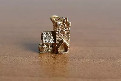 Vintage 1967 9ct Gold Church Charm Opens To Reveal Bride Groom & Minister • £125